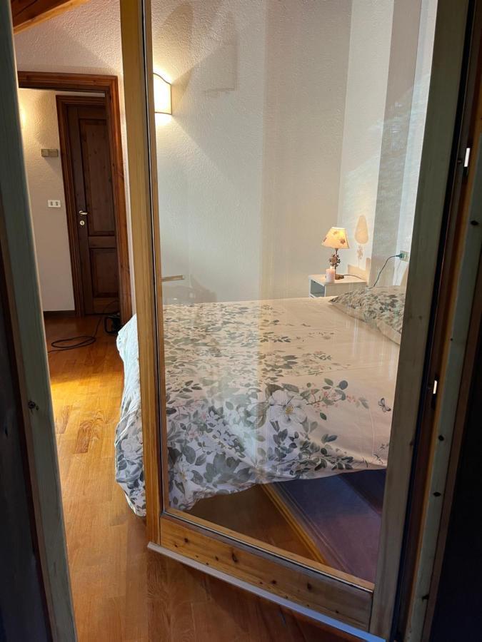 Chalet Blanc "La Mansarda" Courmayeur Zewnętrze zdjęcie