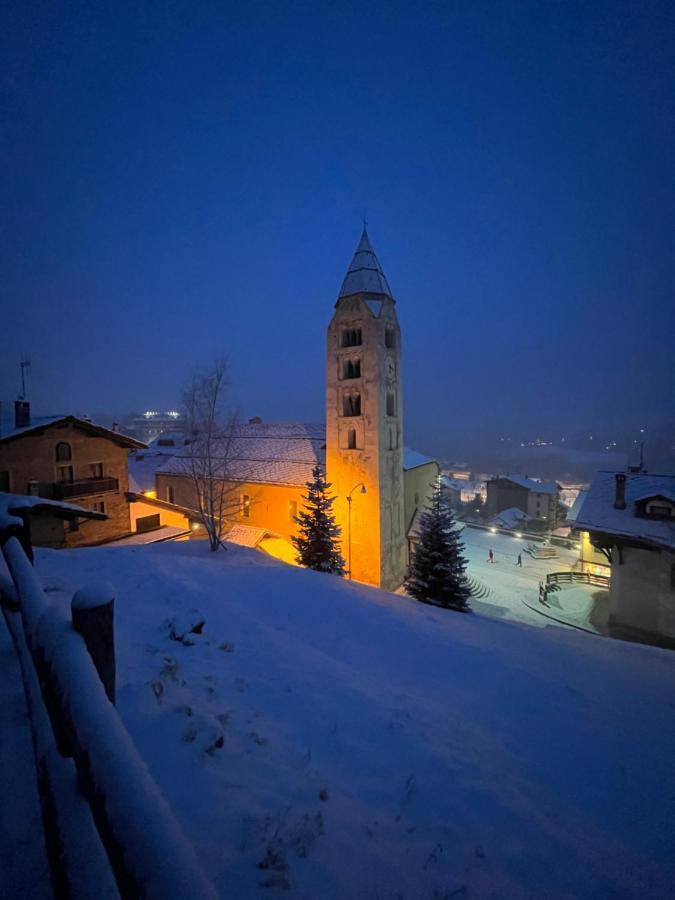 Chalet Blanc "La Mansarda" Courmayeur Zewnętrze zdjęcie