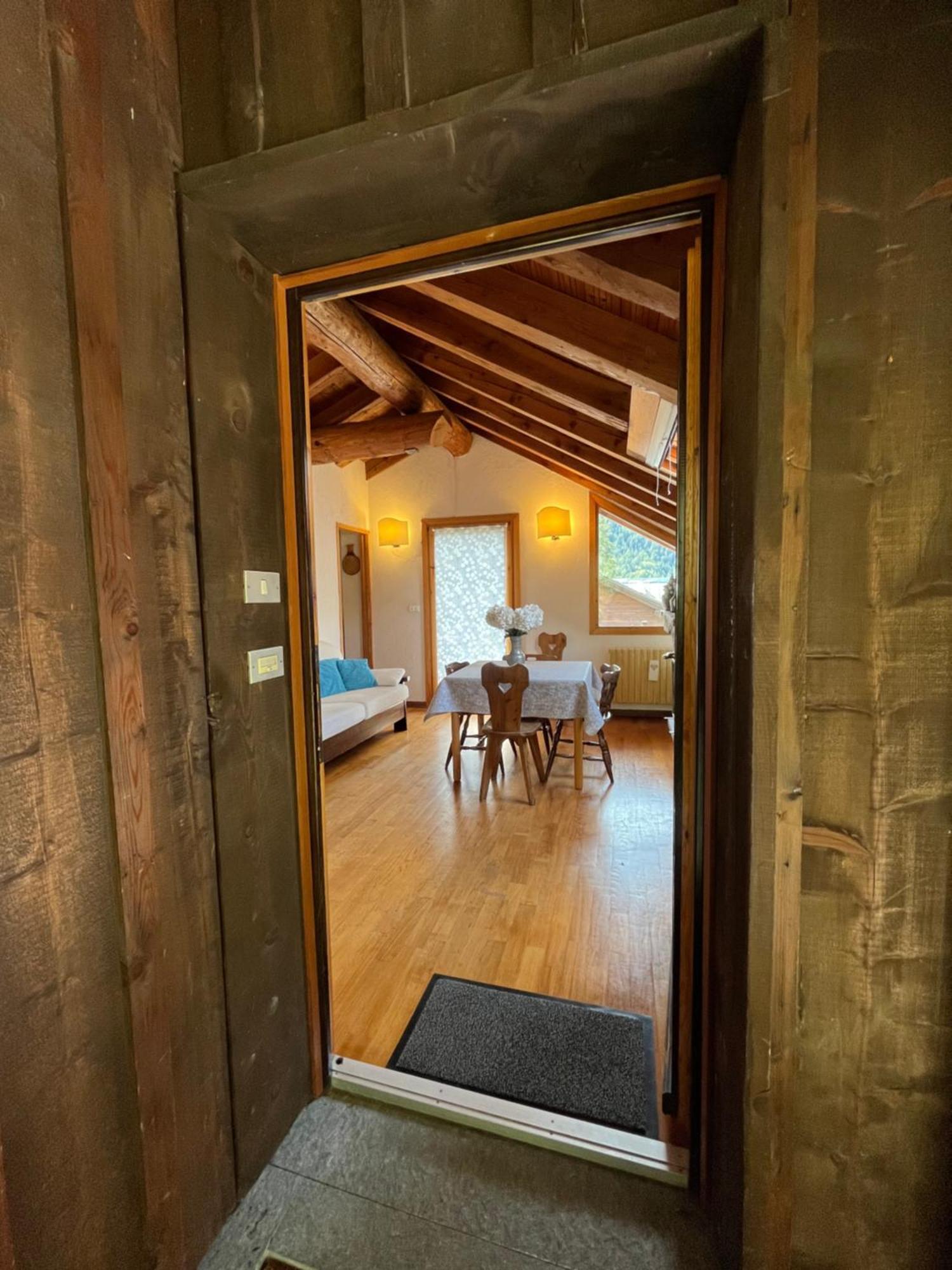 Chalet Blanc "La Mansarda" Courmayeur Zewnętrze zdjęcie